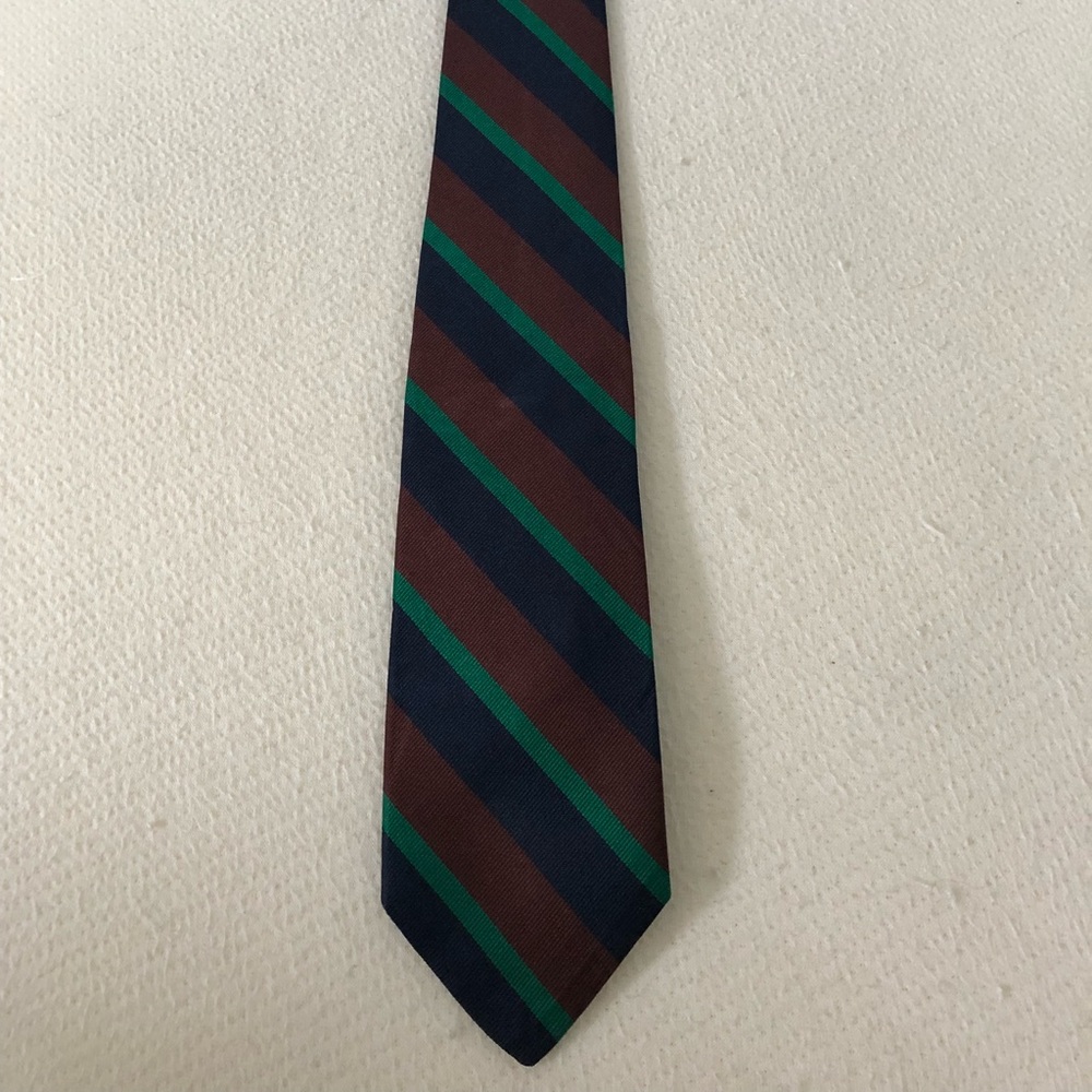 Brooks Brothers Makers 100% Silk Tie